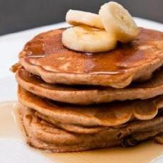 pb banana pancakes